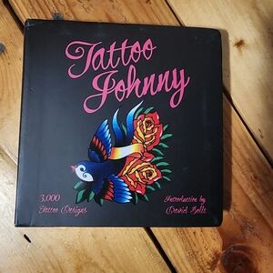 Tattoo Johnny: 3000 Tattoo designs softback book